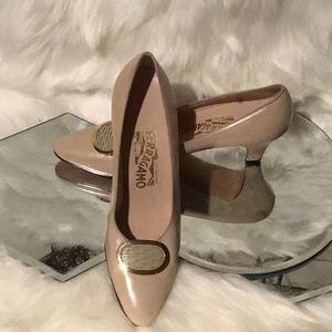 ✨SALVADORE FERRAGAMO✨